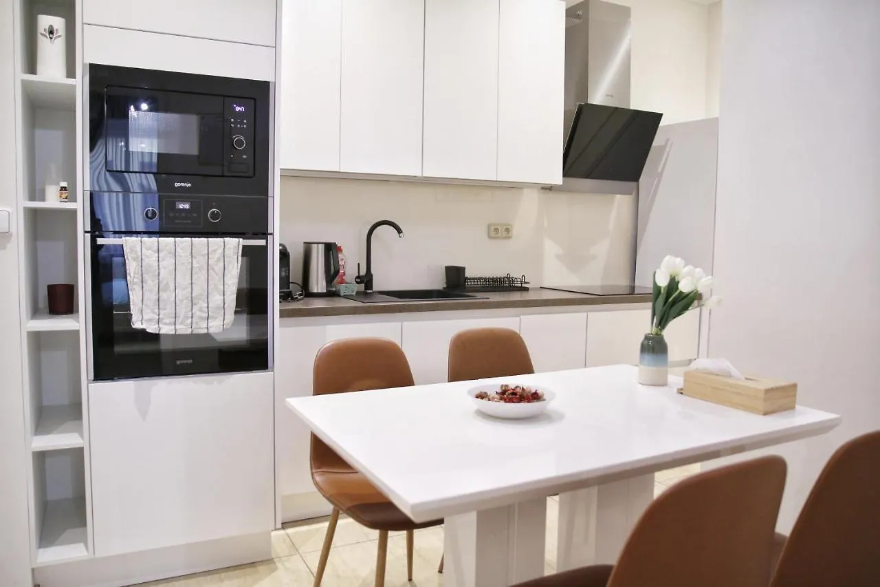 Heart Of Old Town Apartment By National Theater Prague